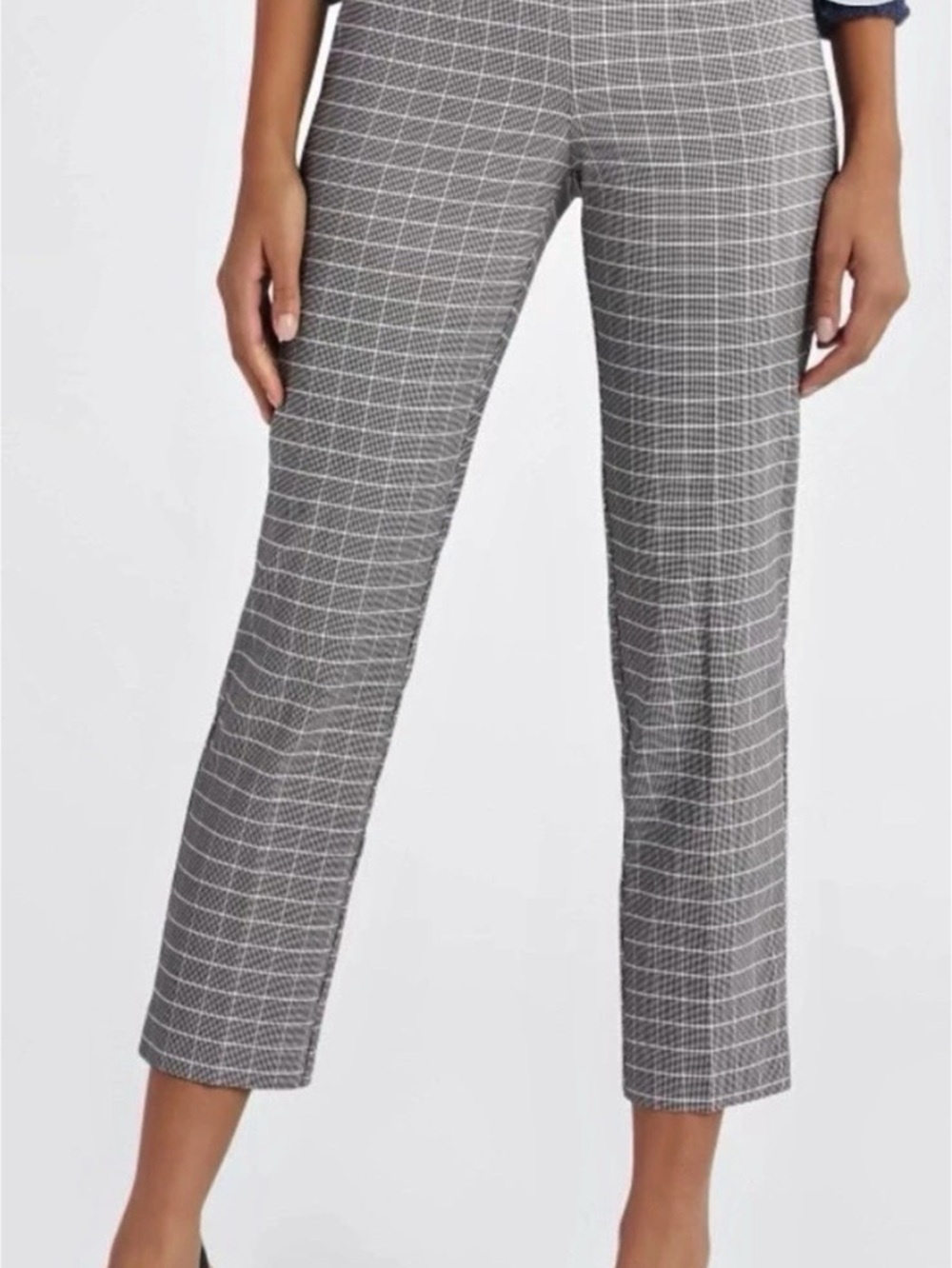 Violets & Roses Sulia High Rise Straight Pant Plaid in Gray Size 16, Inseam 26”